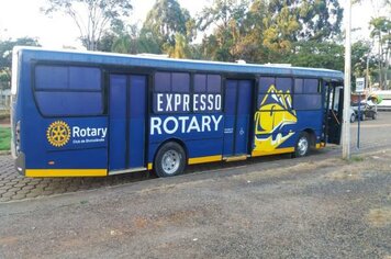 Ônibus Circular Expresso Rotary começa a transportar munícipes de Divinolândia