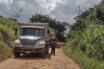 Estradas rurais recebem serviços de reparo no pós-chuva