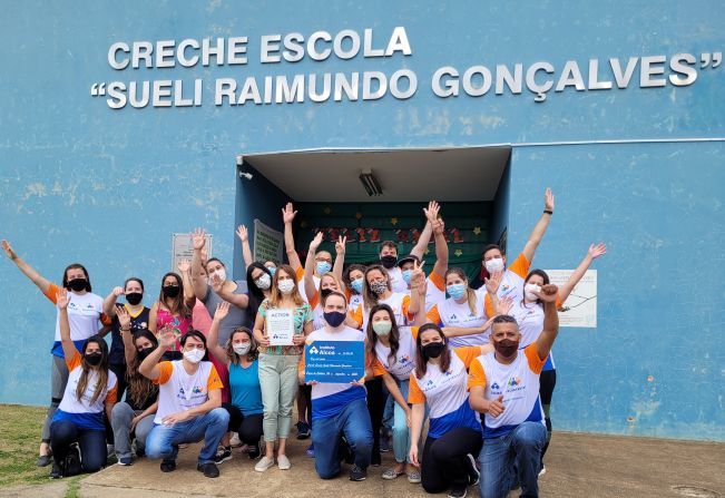 Creche Escola de Divinolândia é beneficiada com ação voluntária da Alcoa.