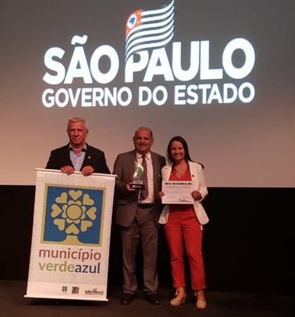 Divinolândia obtém novamente certificação do Município Verde Azul
