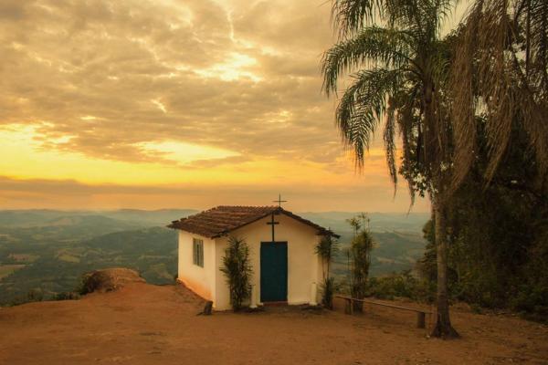 Foto A Igreja das Montanhas vence 1º Concurso Fotográfico “Olhares de Divinolândia”